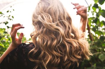 Conheça os tipos de loções para queda de cabelo